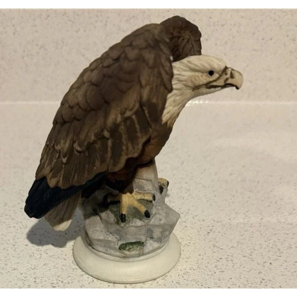 Vintage Lefton China Porcelain American Eagle Figurine KW7212 Japan Patriotic